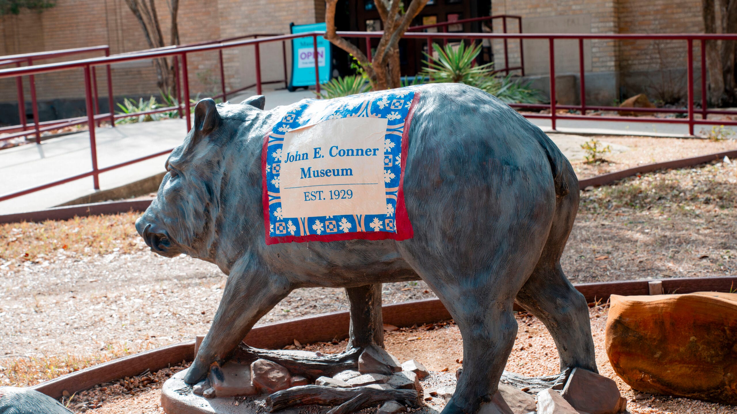 Public art or historic landmark in Kingsville